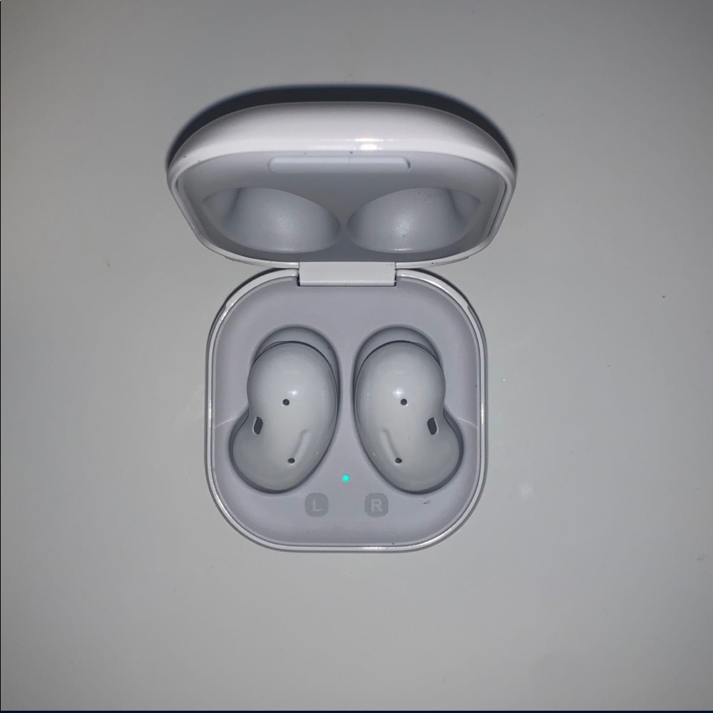 Samsung Buds Live